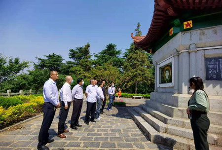 蘇鹽集團(tuán):“主題黨日+紅色教育”推動(dòng)黨史學(xué)習(xí)教育走深走實(shí) 蘇鹽集團(tuán):“主題黨日+紅色教育”推動(dòng)黨史學(xué)習(xí)教育走深走實(shí)