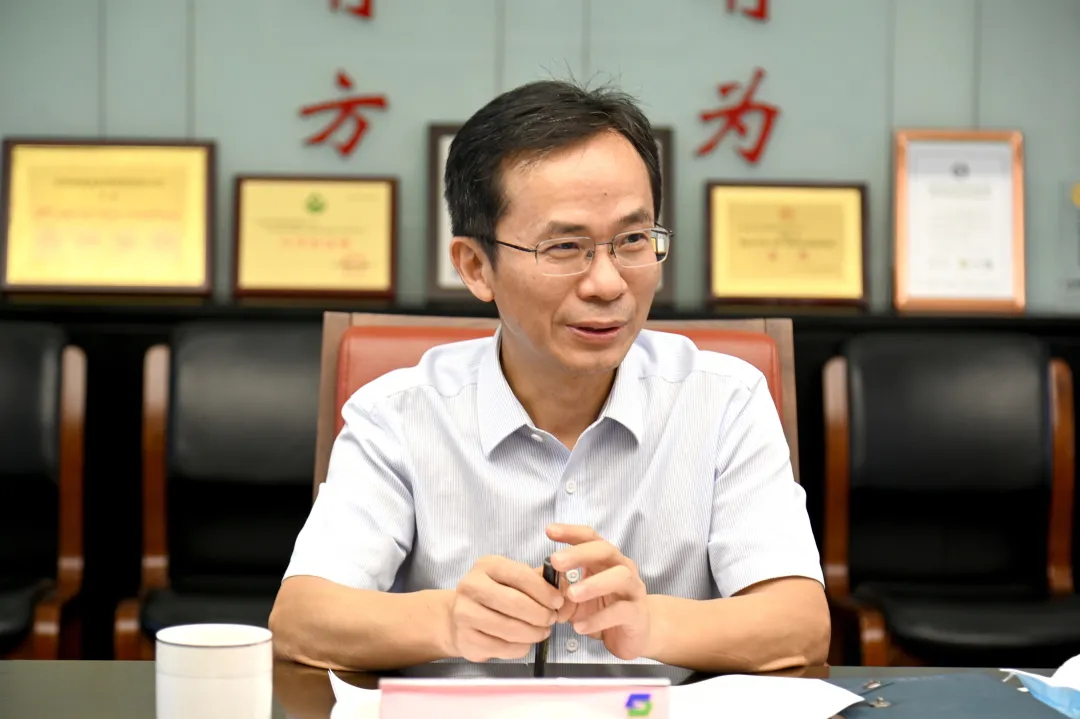 省國資委紀(jì)檢監(jiān)察組組長(zhǎng)陳金池督導(dǎo)檢查蘇鹽集團(tuán)安全生產(chǎn)和疫情防控工作 省國資委紀(jì)檢監(jiān)察組組長(zhǎng)陳金池督導(dǎo)檢查蘇鹽集團(tuán)安全生產(chǎn)和疫情防控工作
