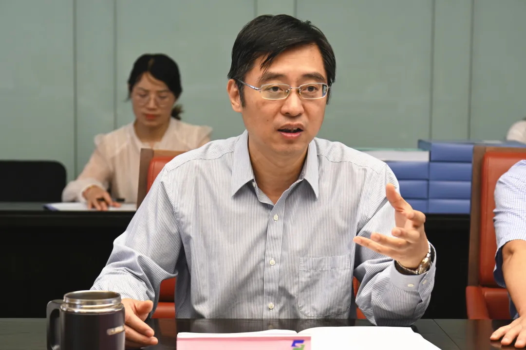 省國資委紀(jì)檢監(jiān)察組組長(zhǎng)陳金池督導(dǎo)檢查蘇鹽集團(tuán)安全生產(chǎn)和疫情防控工作 省國資委紀(jì)檢監(jiān)察組組長(zhǎng)陳金池督導(dǎo)檢查蘇鹽集團(tuán)安全生產(chǎn)和疫情防控工作