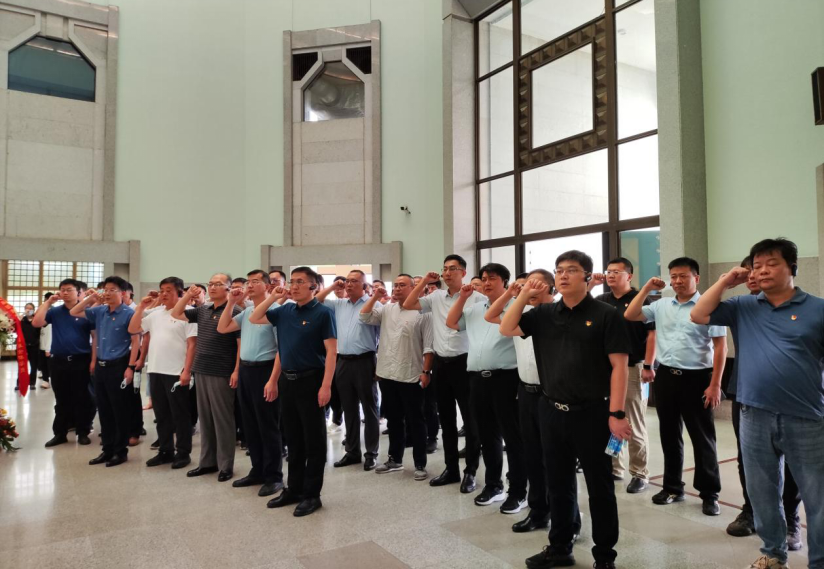 深刻領悟“兩個確立”決定性意義 堅決擔起“勇挑大梁”重大責任——蘇鹽集團“迎接二十大,勇?lián)率姑敝黝}教育培訓班綜述 深刻領悟“兩個確立”決定性意義 堅決擔起“勇挑大梁”重大責任——蘇鹽集團“迎接二十大,勇?lián)率姑敝黝}教育培訓班綜述