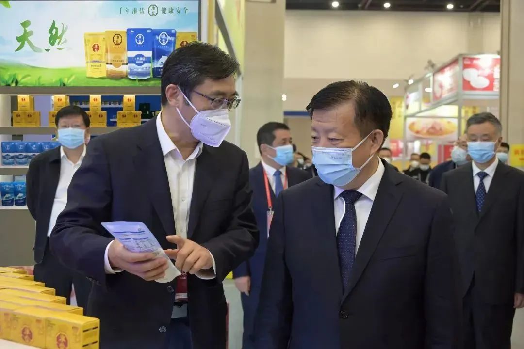 “淮鹽”精彩亮相第五屆中國(淮安)國際食品博覽會暨首屆金秋經貿洽談會 “淮鹽”精彩亮相第五屆中國(淮安)國際食品博覽會暨首屆金秋經貿洽談會
