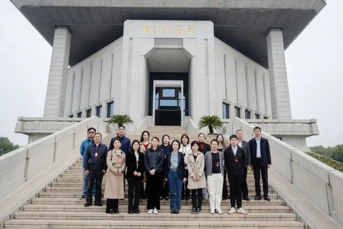 省部屬企事業(yè)工會商業(yè)貿(mào)易組產(chǎn)改工作巡講走進蘇鹽集團 省部屬企事業(yè)工會商業(yè)貿(mào)易組產(chǎn)改工作巡講走進蘇鹽集團