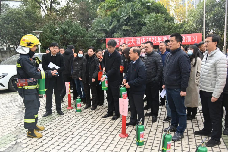 蘇鹽集團召開安全生產(chǎn)工作視頻會議 蘇鹽集團召開安全生產(chǎn)工作視頻會議